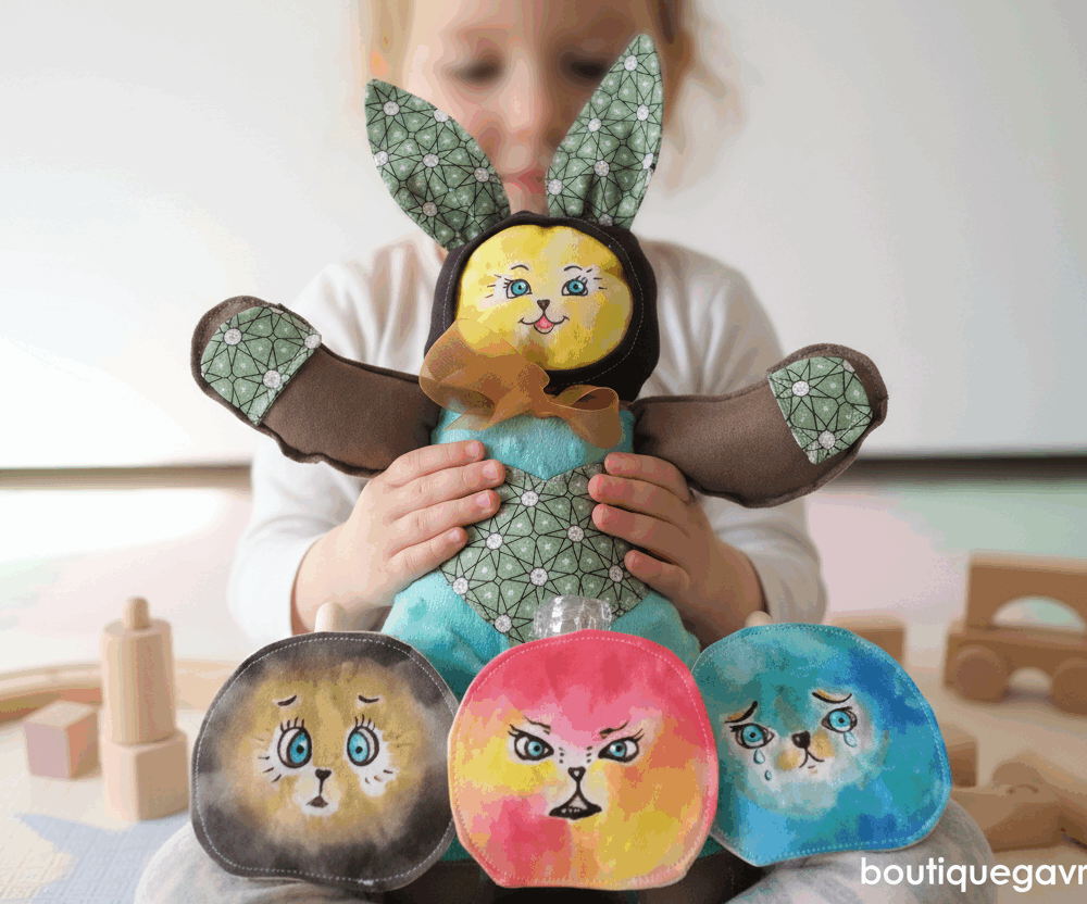 Lapinou BLeu des émotions: Alba, commande personnalisée
