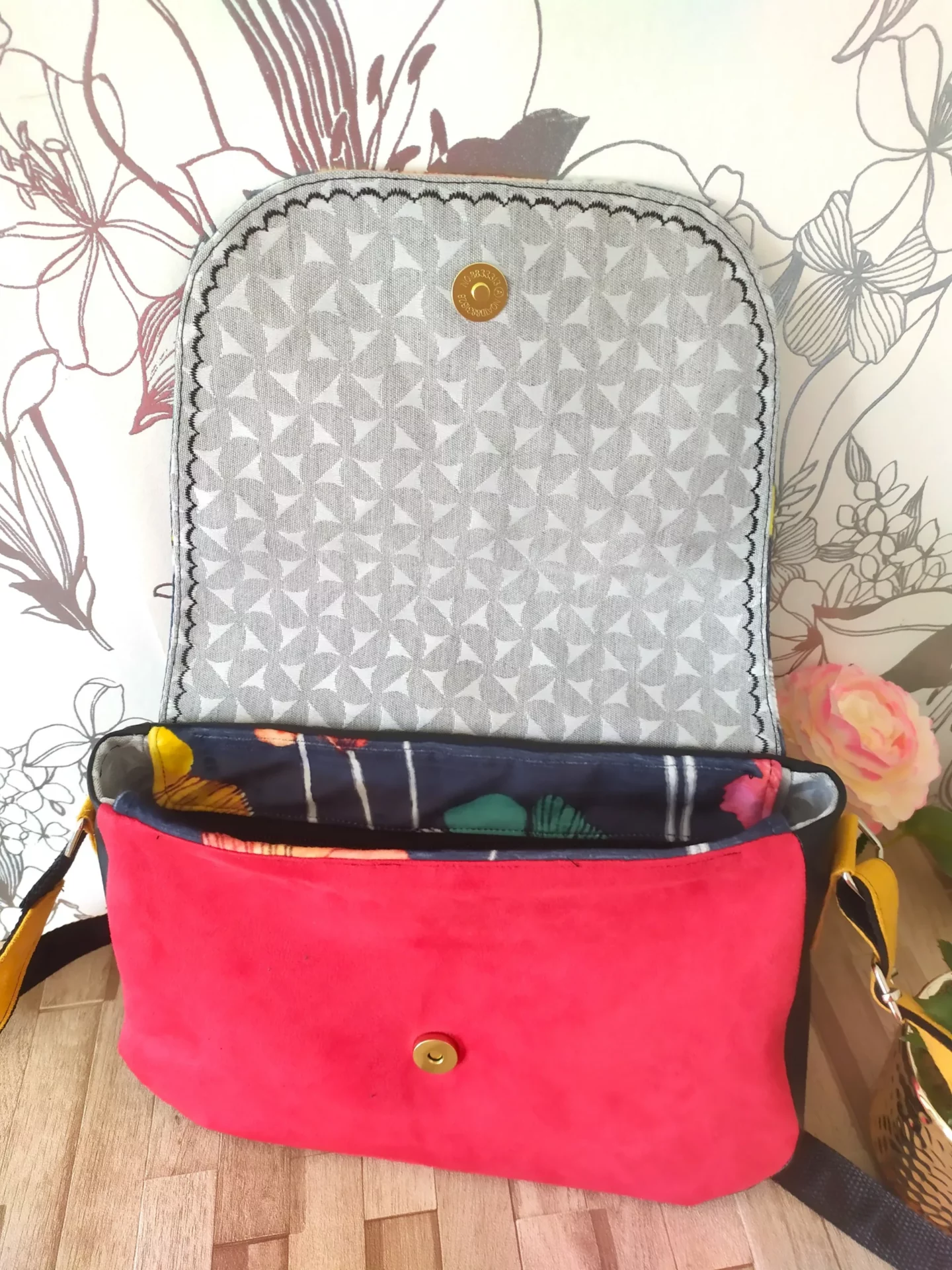 Sheffield : Le sac aux coquelicots – Image 6