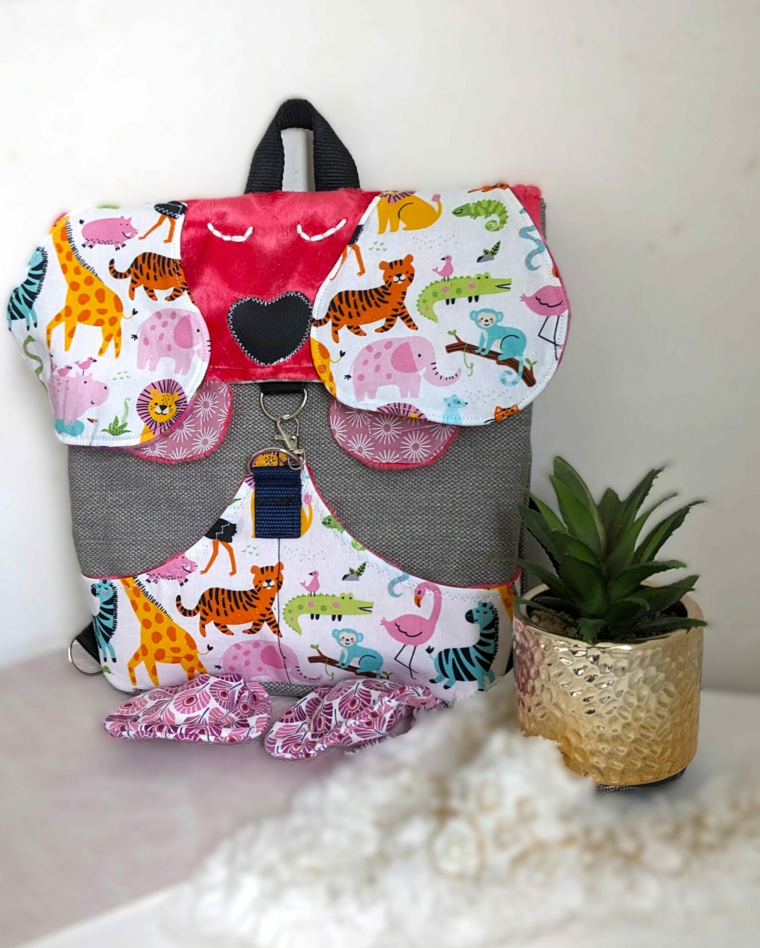 Cartable Les animaux de Cloé Commande personnalisée