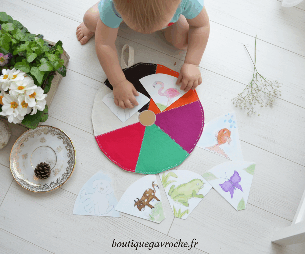 Jeu de couleurs Montessori ronde en coton avec étiquettes aquarelles fait main à Brive Boutique Gavroche Label Origine Corrèze.