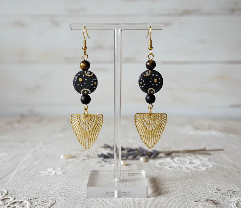 Boucles d'oreilles réversibles Marrakech peintes à la main oeil de tigre et éventail doré fait main à Brive Boutique Gavroche Label Origine Corrèze.