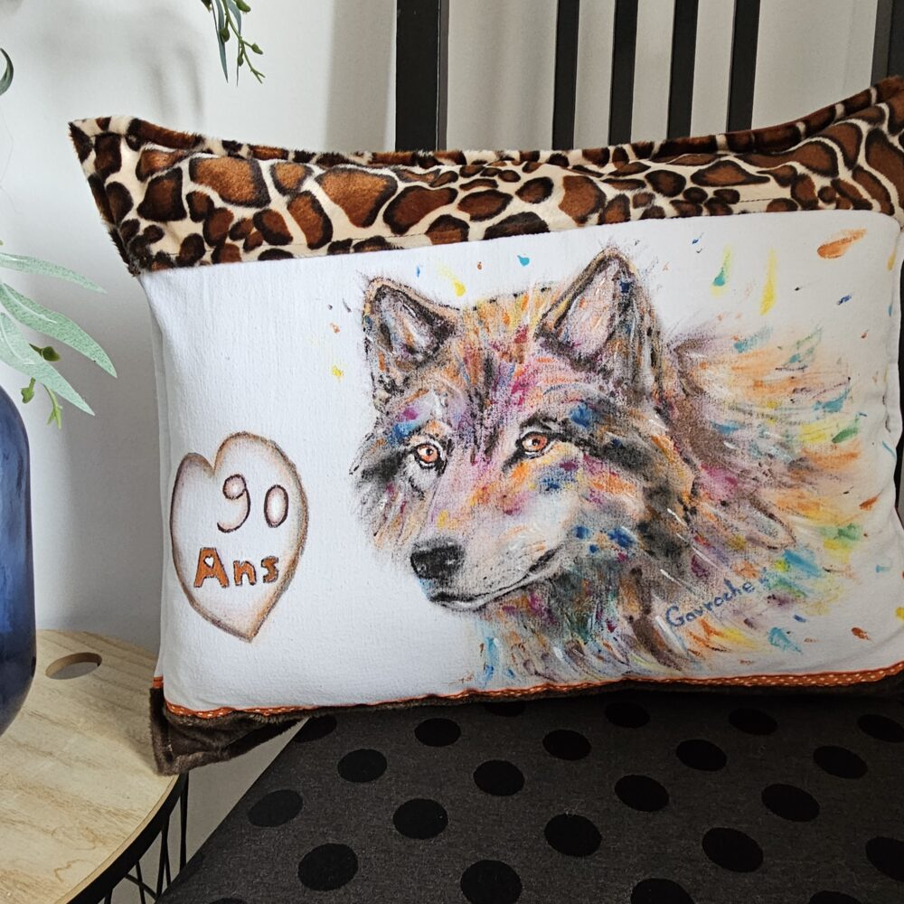 Coussin loup unique personnalisé avec date et prénom, noces de cretonne, anniversaire mariage noel