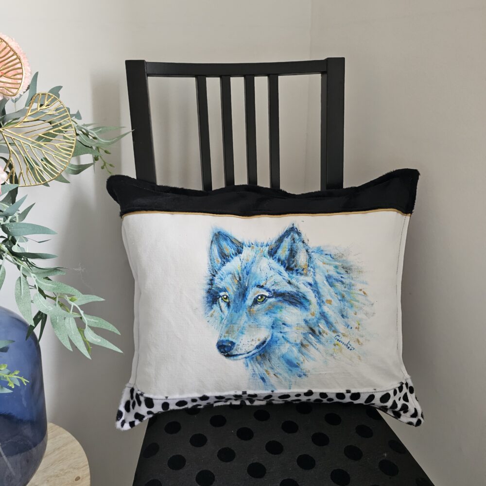 Coussin loup bleu noces de cretonne boutiquegavroche Corrèze